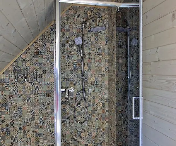 Bajkowy Nad Samym Jeziorem