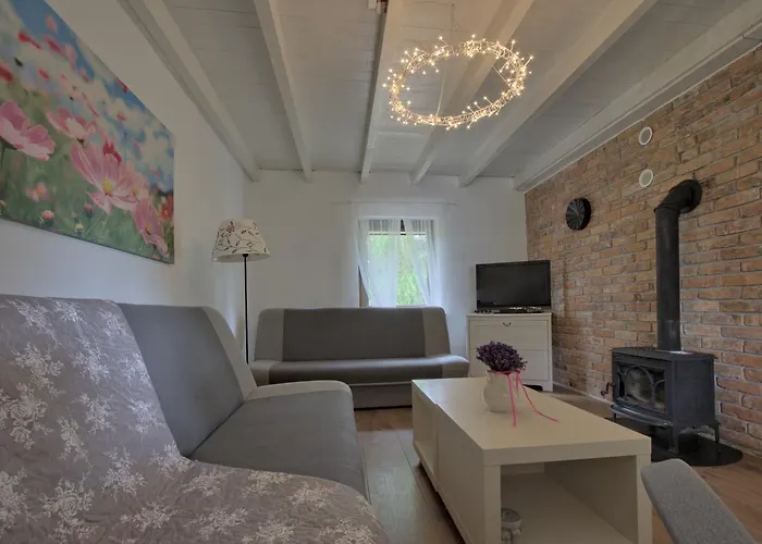 Holiday home Bajkowy Nad Samym Jeziorem *