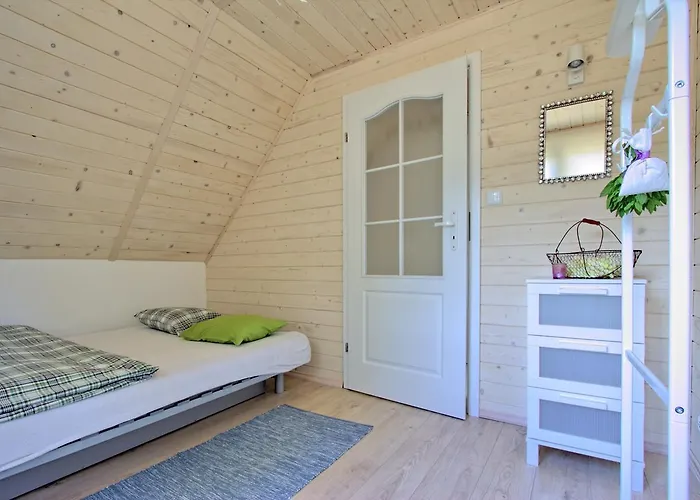 Bajkowy Nad Samym Jeziorem